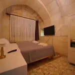 My Cave Apartman *