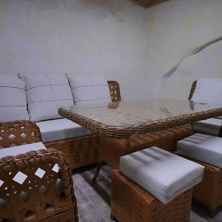 My Cave * غوريمِيه